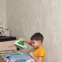 Помогаю маме