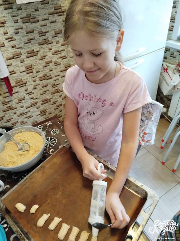 Печем эклеры